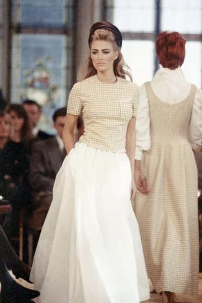 Look 17